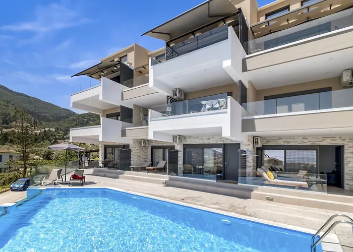 Oceanida Penelope Lyxury *